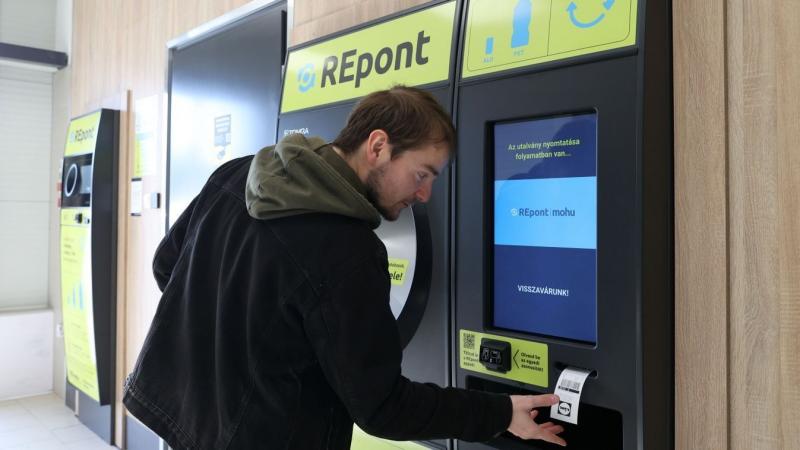 Meglepetés lehet, de valóban így működik a palackvisszaváltás a Lidlnél!