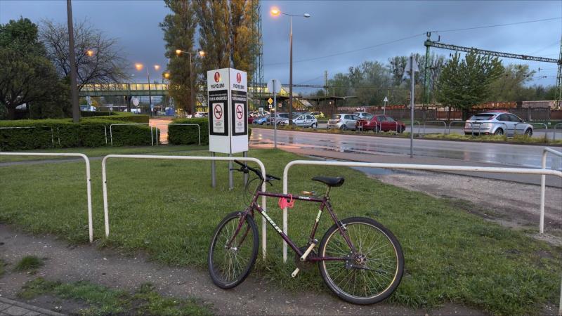 A környéken sajnos egyre gyakoribbá válnak a kerékpárlopások. Az alábbiakban néhány hasznos tanácsot adunk, hogy elkerülhessük a bonyodalmakat, és megóvjuk biciklinket a tolvajoktól.