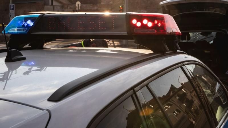 Kamion és személyautó balesete történt a hajdú-bihari város határvonalán.