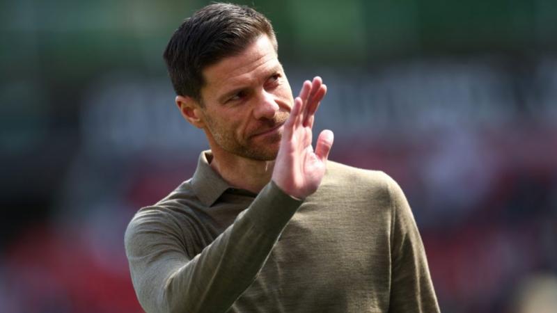 Xabi Alonso búcsút int a Bayer Leverkusennek | Rangadó

Xabi Alonso, a neves spanyol labdarúgó, úgy döntött, hogy elhagyja a Bayer Leverkusent. A hírek szerint a kiváló edzői teljesítménye után új kihívások elé néz, ami izgalmas lehetőségeket rejthet magá