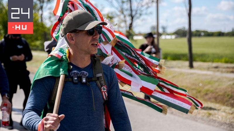 Természetesen, íme egy egyedi változat:

**Magyar Péter: Az emberiség tudatában van, hogy a világunk végső szakaszába lépett**

A világ jelenlegi állapotával kapcsolatban egyre többen érzik, hogy elérkeztünk a végső fordulópontunkhoz. A társadalmi és körn
