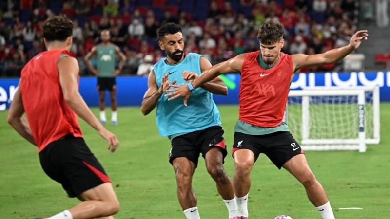 Kerkez megmozdulása igazi szenzációt keltett, és a Liverpool-szurkolók körében is hatalmas visszhangot váltott ki. A magyar játékos tehetsége és elszántsága lenyűgözte a drukkereket, akik lelkesen osztották meg a róla készült fotókat. A közönség örömmel ü