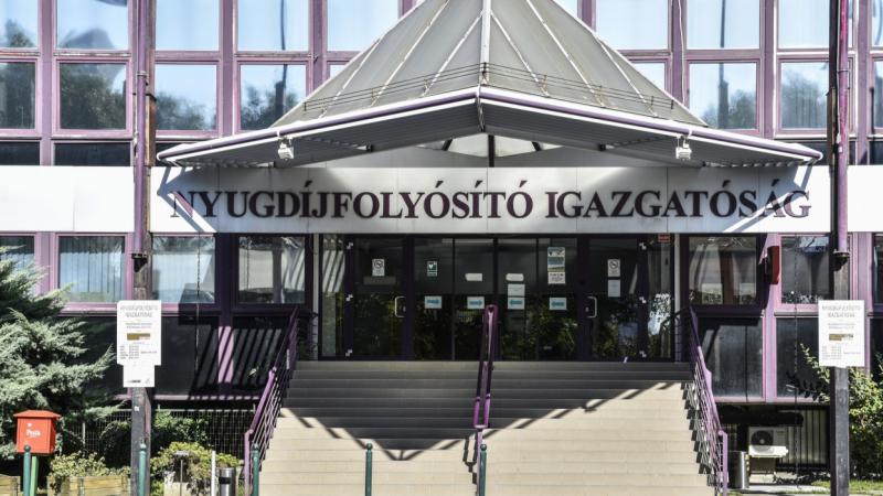 Nyugdíjasok, figyelem! Fontos változás várható a pénzfolyósítónál: sok idősebb ember számára okozhat kellemetlenségeket ez a leállás – figyelmeztet a Pénzcentrum.