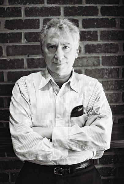 Ken Jacobs, a New York-i underground filmkultúra ikonikus alakja, 92 éves korában távozott az élők sorából - jelenti a Librarius.hu.