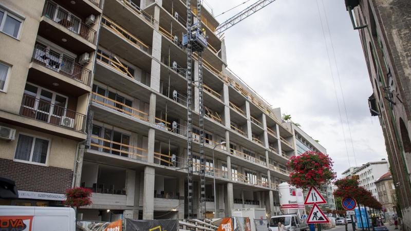 Új lakások építése szinte leállt, és ennek következtében változás várható az Otthon Start programban.