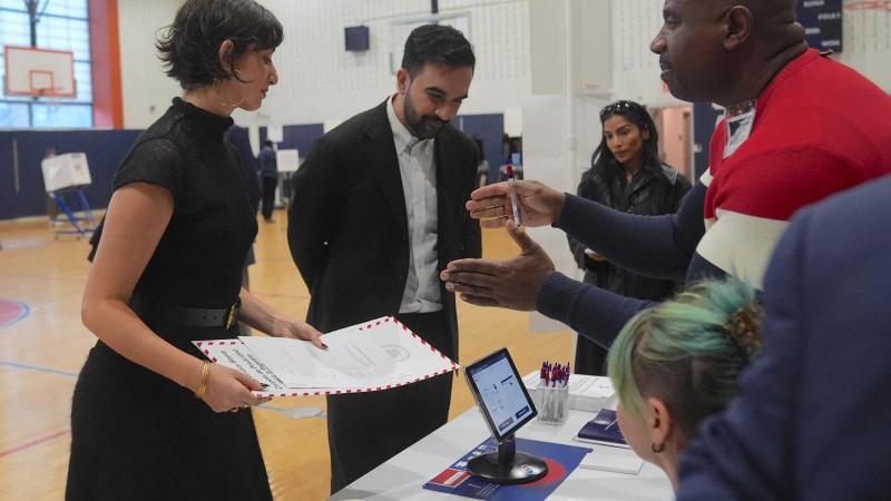Üzenet Donald Trumpnak New York új polgármesterétől: Emeld meg a hangerőt!