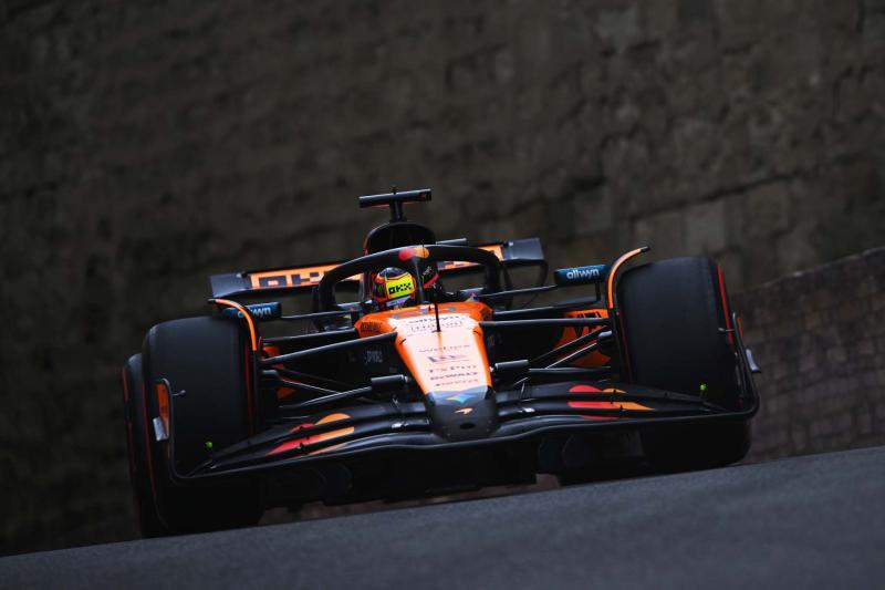 A McLaren szakértői úgy vélik, hogy Piastri gyengébb teljesítménye mögött a vezetési stílusával kapcsolatos kihívások húzódnak meg. - F1VILÁG.HU