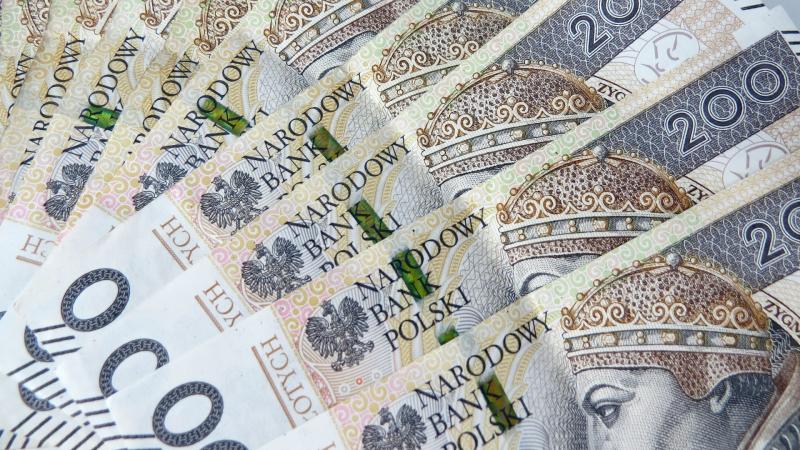 A lengyel jegybank ismét csökkentette a kamatlábakat – vajon ezáltal a forint még vonzóbbá válik?